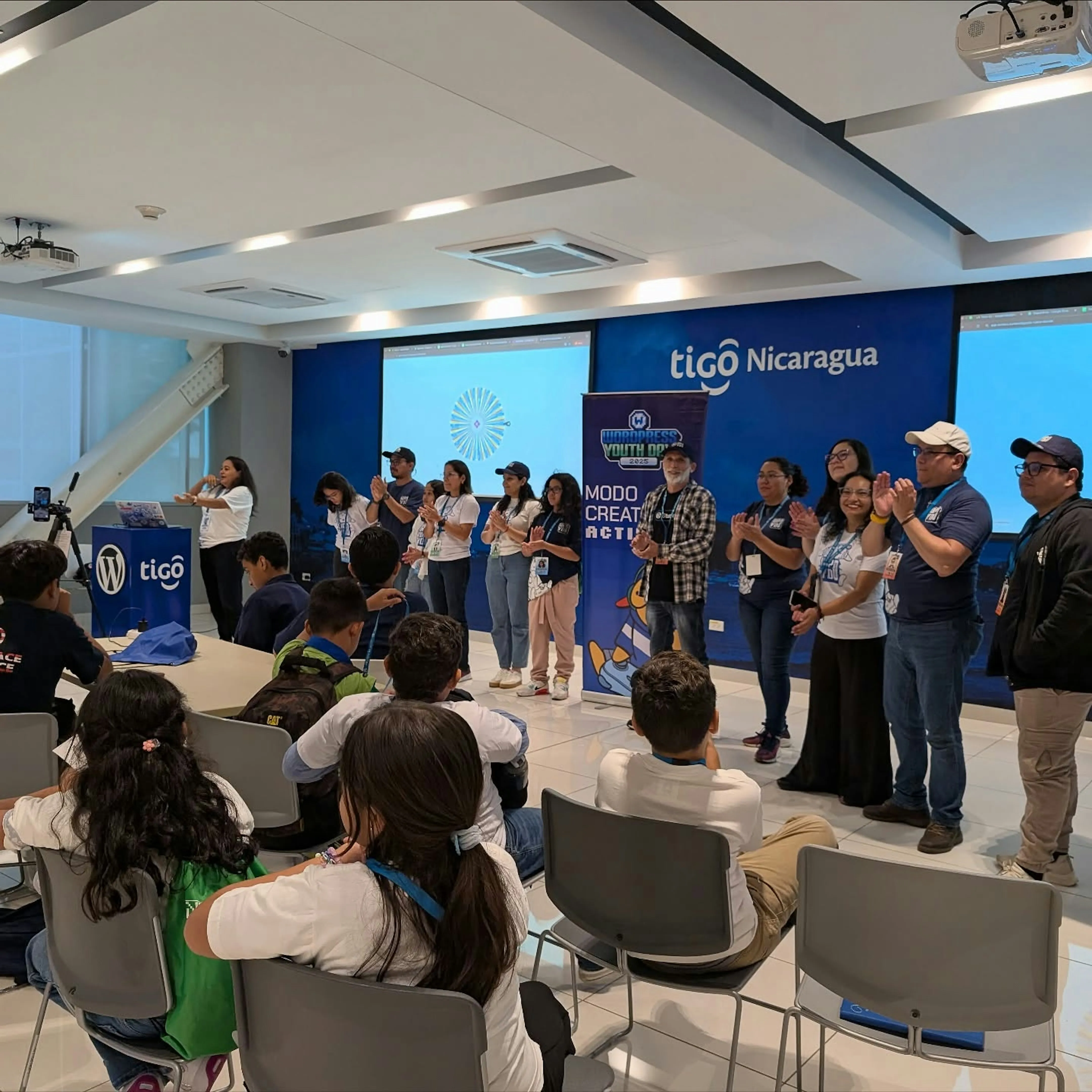 Workshop session during WordPress Youth Day Nicaragua